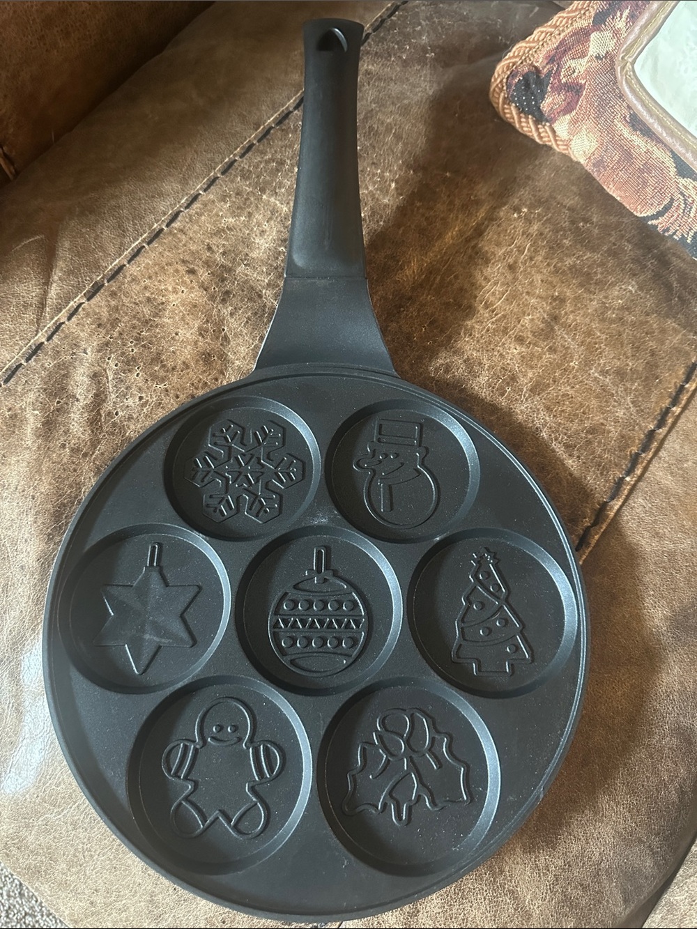 Non-Branded Black Holiday Pancake Mold Pan - 7-Shape Cast Cooking Pan